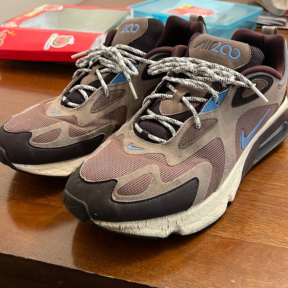 Nike AirMax 200